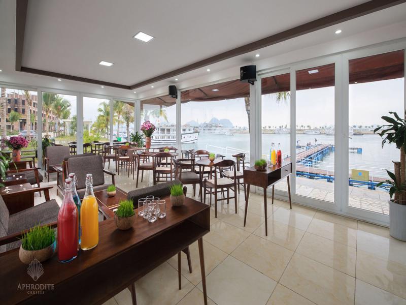 Aphrodite Cruise Ха Лонг Екстериор снимка
